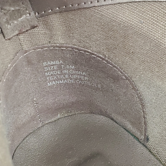 Coconuts by matisse Bamba grey point toe ankle heel bootie - Picture 11 of 13